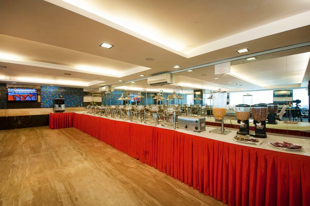 Hotel Amaltas International - Delhi-16 New Delhi Bagian luar foto